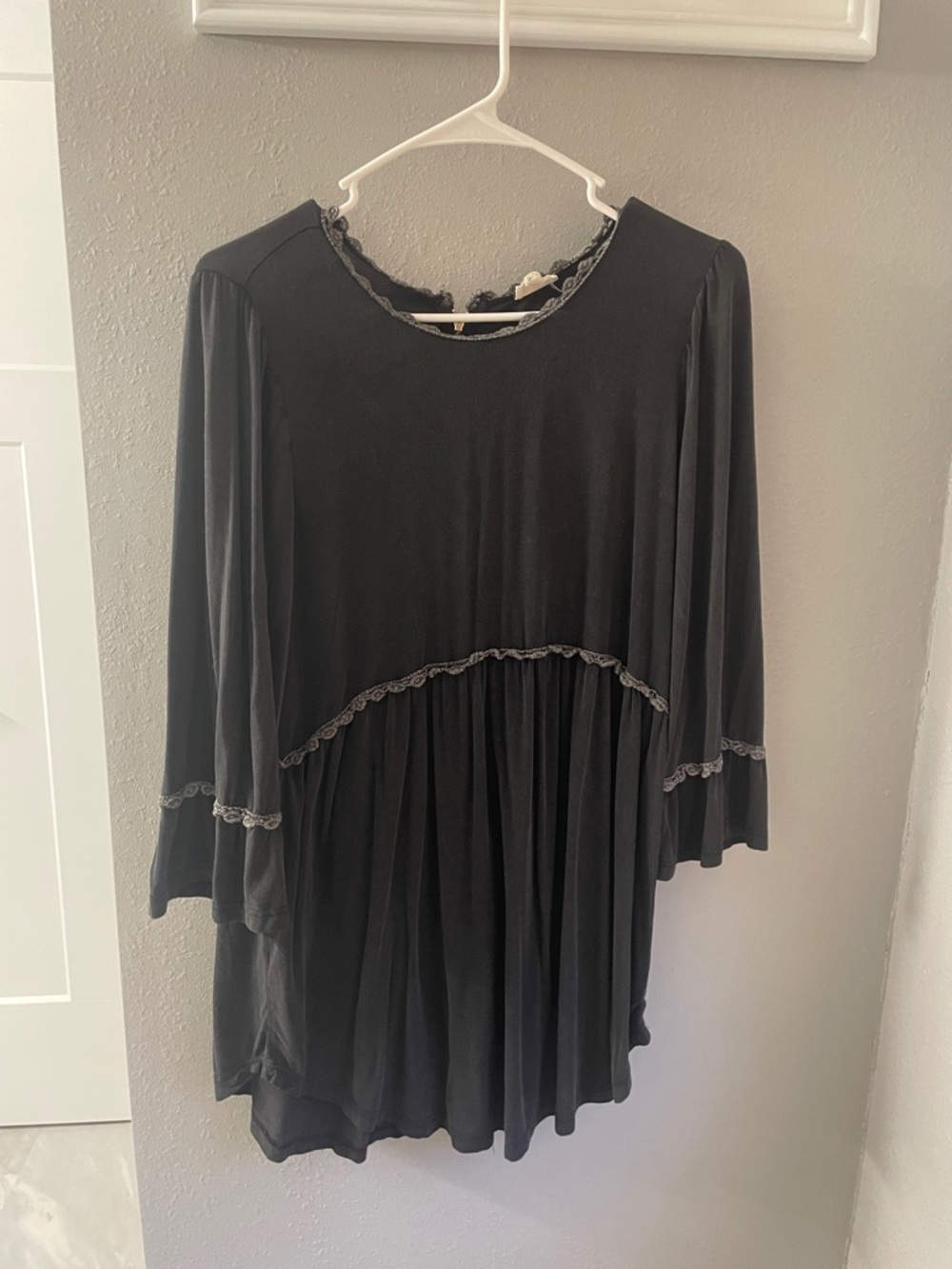 POL Black Lace-Trim Peplum Tunic
